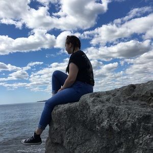 Meet your Posher, Hannah